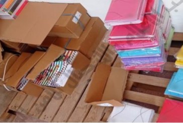 صفاقس: حجز 13715 كراس بمختلف أنواعه و755 رزمة أوراق