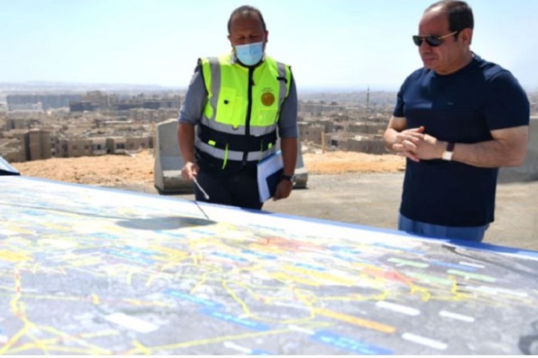 الرئيس المصري يشدد على ضرورة عدم الانسياق وراء حملات التشكيك