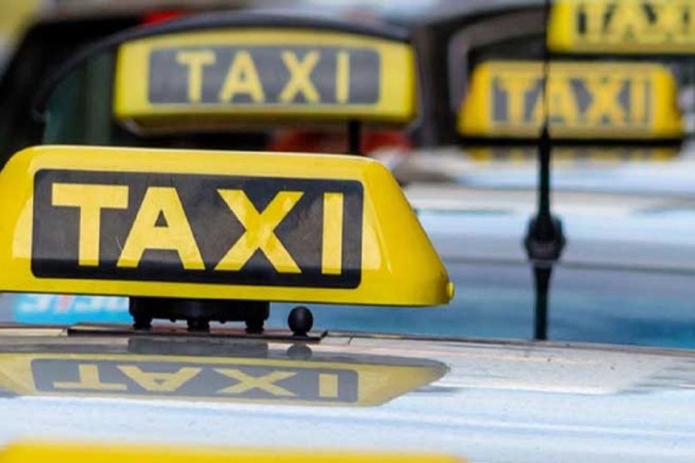 منوبة: 2704 مترشحا يجتازون امتحان شهادة الكفاءة لقيادة التاكسي الفردي