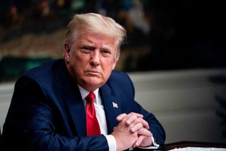 محامو ترامب يرفضون طلب وزارة العدل بشأن وثائق سرية