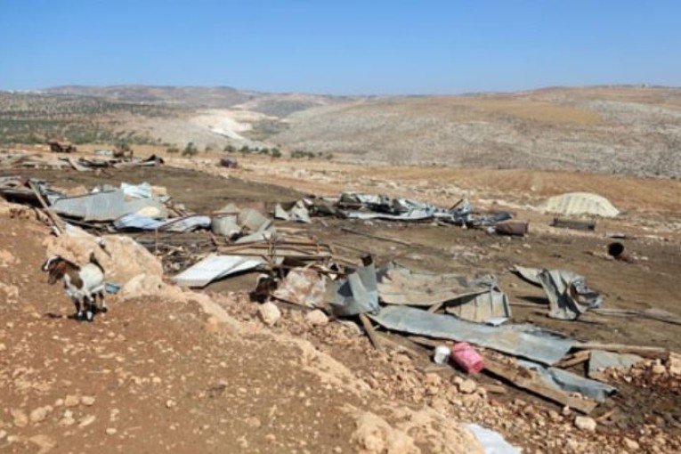 سلطات الاحتلال تخطر بترحيل 15 عائلة من القدس