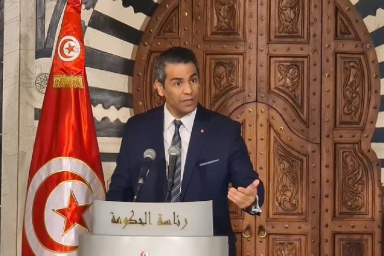 الناطق باسم الحكومة: ‘حماية الصحفيين مسألة مبدئية للحكومة والإعتداءات عليهم حالات شاذة’