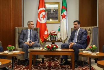 وزير السياحة يدعو نظيره الجزائري الى اعداد البرنامج التنفيذي للترويج السياحي 2023-2025