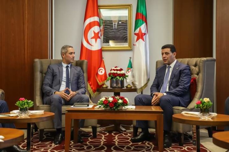 وزير السياحة يدعو نظيره الجزائري الى اعداد البرنامج التنفيذي للترويج السياحي 2023-2025