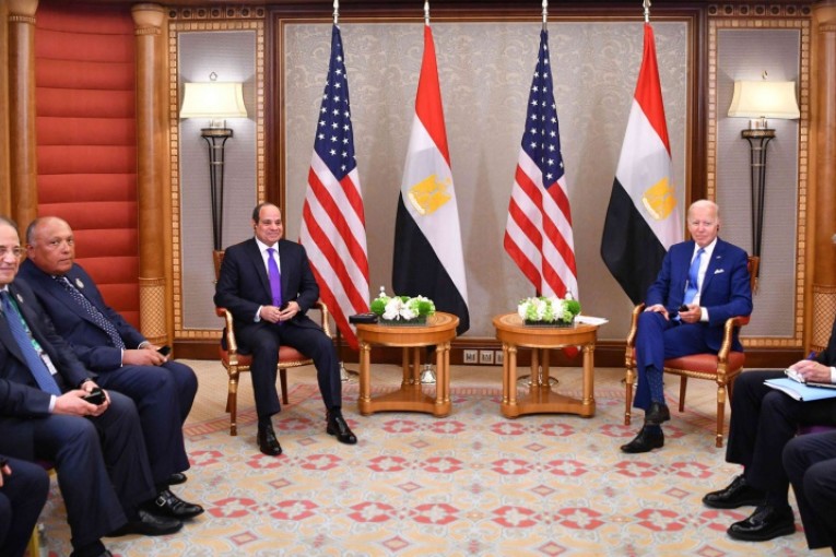 بسبب ملف حقوق الإنسان.. واشنطن تحجب مساعدات مالية عسكرية عن مصر