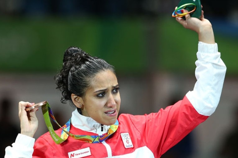 المبارزة بالسيف : ايناس البوبكري تعلن انهاء مسيرتها الرياضية