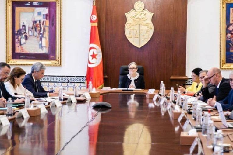 مجلس وزاري يصادق على عدد من مشاريع المراسيم والأوامر الرئاسية