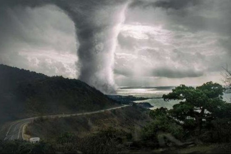 إعصار ‘فيونا’ الهائل: إعلان حالة تأهّب قصوى في كندا