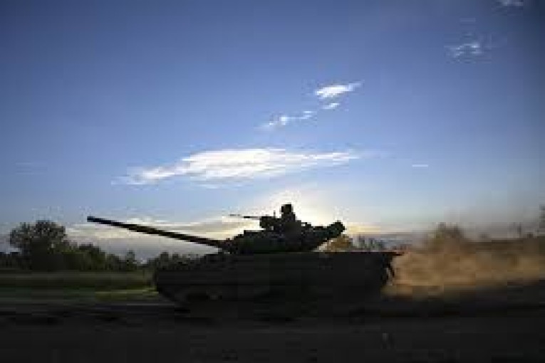 مسؤولون أمريكيون: واشنطن تزود كييف بمعلومات عن المواقع الروسية