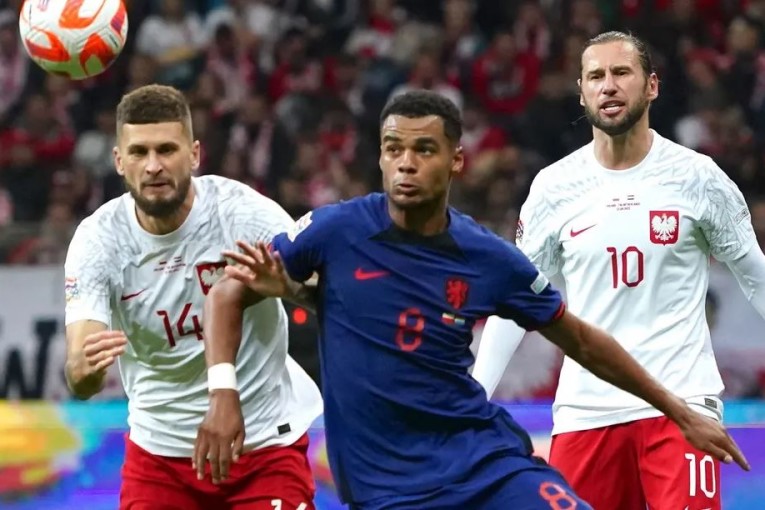 “الطواحين” على أعتاب التأهل لنصف نهائي أمم أوروبا