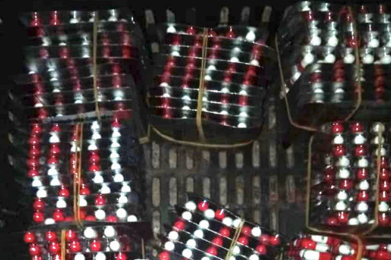 إحباط محاولة تهريب أكثر من 7 آلاف حبة مخدرة بمعبر رأس جدير