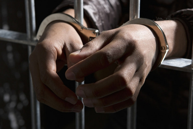 8 سنوات سجنا في حقّ شاب احتجز منظم عمليات ‘حرقة’