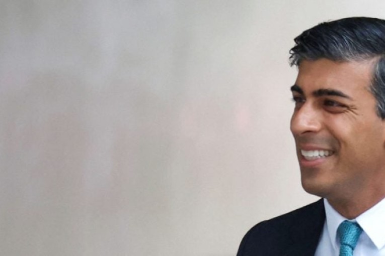 ريشي سوناك ينال دعم أكثر من 100 نائب للترشح لخلافة تراس