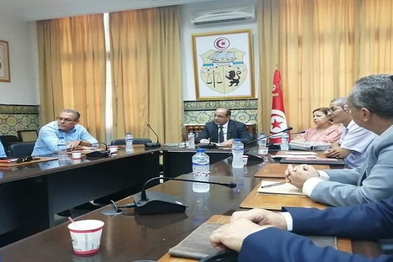 الاتفاق على استئناف العمل بشركة ‘بونا للخرسانة’ الكائنة بولاية زغوان