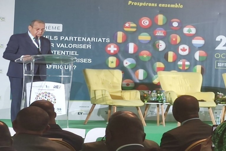 ماجول من أبيدجان: السيادة الغذائية والانتقال الطاقي من أبرز التحديات أمام إفريقيا