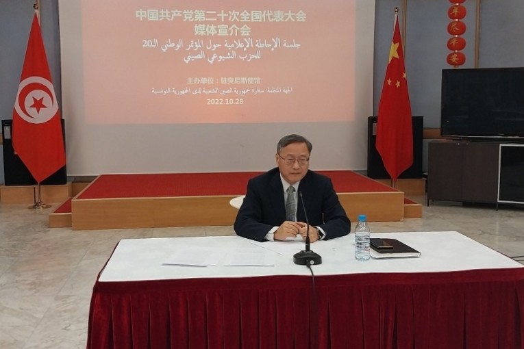 السفير الصيني: ‘تونس تعرضت إلى هجمة تدخل في شؤونها الداخلية من الدول الغربية بعد اتخاذها قرارات سيادية’