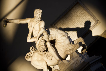 اكتشاف تمثال للإله الروماني هرقل عمره 2000 عام في مدينة يونانية قديمة