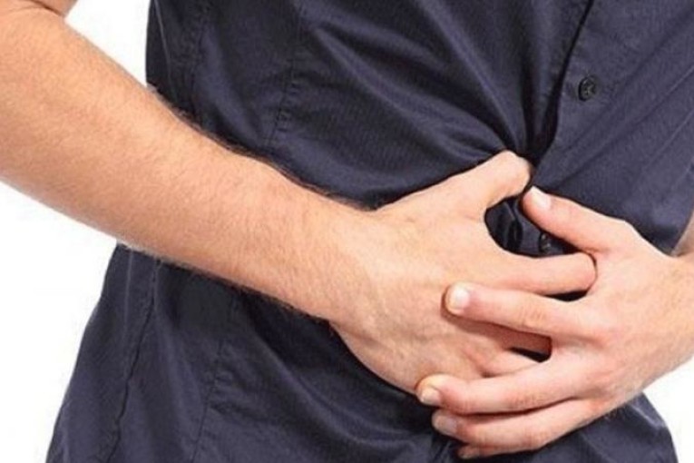 توزر: شكوك حول تعرّض 27 طالبا بالمبيت الجامعي لتسمم غذائي