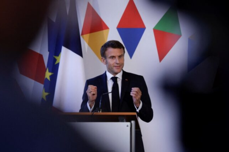 ماكرون يرصد 100 مليون يورو لخدمة المجهود الحربي الأوكراني