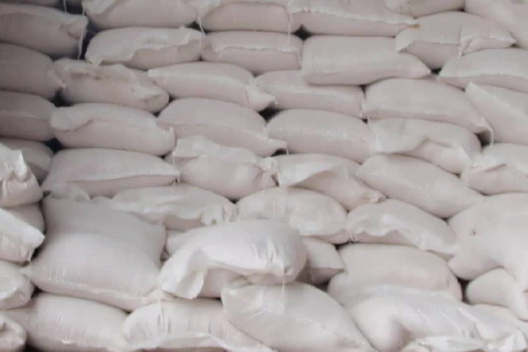 الدهماني: حجز 136 قنطارا من الفارينة مخبأة بمخزن غير مصرّح به