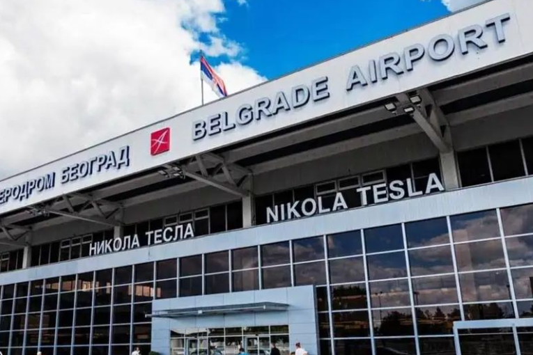 صربيا: احتجاز قرابة 40 تونسيا قادمين من تركيا في مطار بلغراد