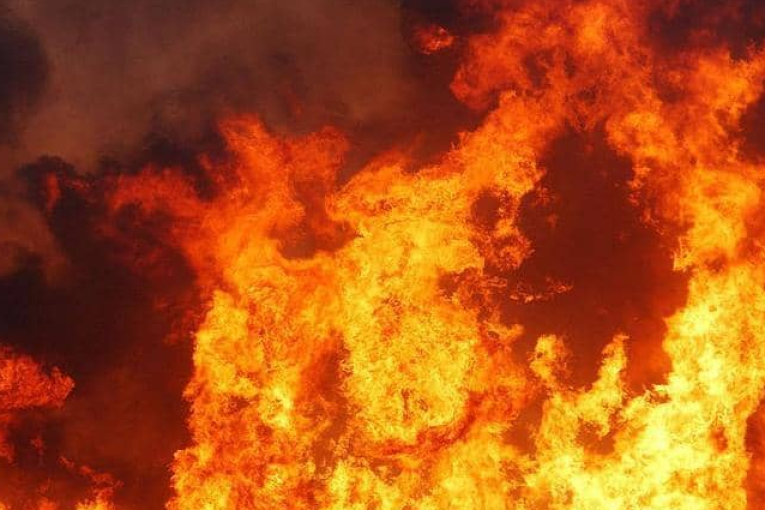 اندلاع حريق بمقر شركة السكك الحديدية وسط العاصمة