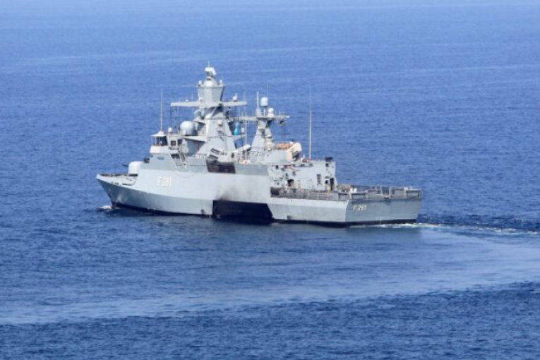 زوارق حربية إسرائيلية تخترق المياه اللبنانية