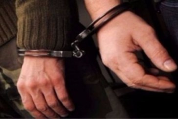 إيقاف امرأة محكومة بـ6 سنوات سجنا على متن “لواج”