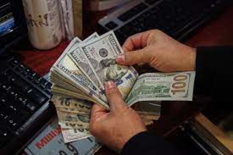 مصر تحصل على حزمة تمويل بـ9 مليارات دولار