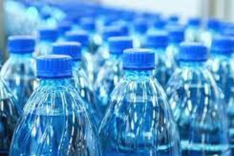 سيدي بوزيد: حجز 1176 قارورة مياه معدنية