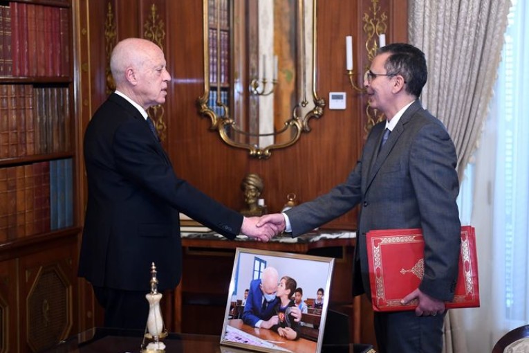 في لقاءه مع الرقيق ..رئيس الدولة يؤكد على المحافظة على املاك الدولة