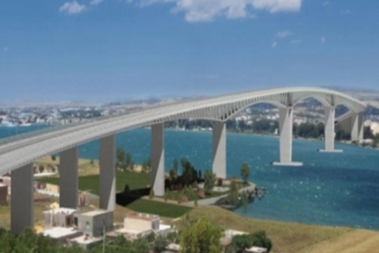 بنزرت: وفد عن البنك الافريقي للتنمية يتابع تقدم اشغال انجاز مشروع جسر بنزرت الثابت