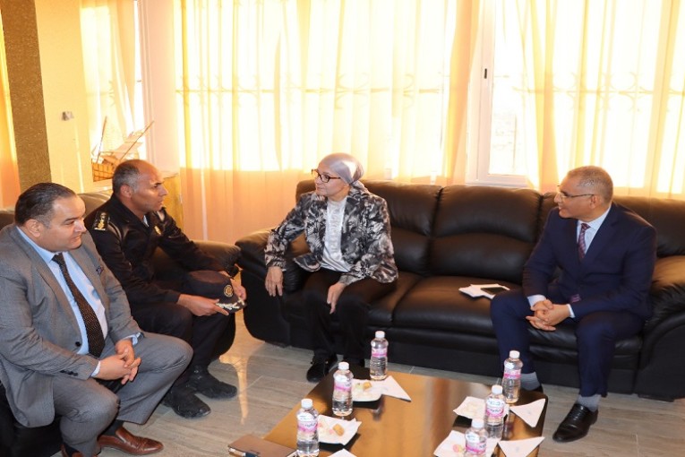 سجن الناظور: وزيرة العدل توصي بمزيد تكريس حقوق السجناء وتوفير مساعدات مالية لفئة مهم