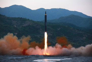 كوريا الشمالية تطلق صواريخ بالستية عابرة للقارات