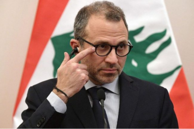 «تكتل لبنان القوي» يرفض منح صلاحيات رئيس الجمهورية للحكومة