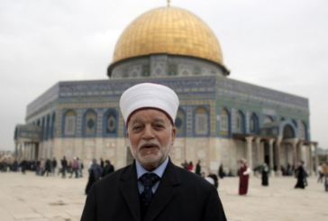 مفتي القدس: اعتداء الاحتلال على المقدسات والمساجد قد يجر المنطقة لحرب دينية