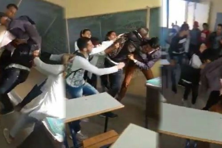 تلميذان يحضّران لإحداث أعمال شغب بسبب خلاف مع الاستاذ