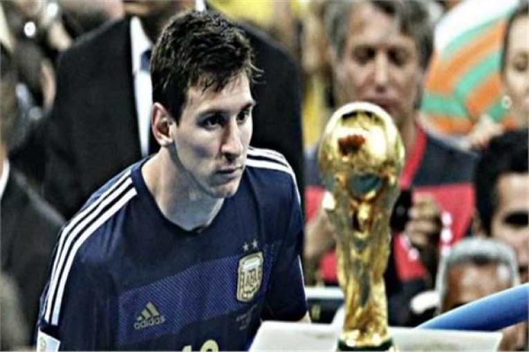 إنريكي: عدم فوز ميسي بالمونديال سيكون ظلما