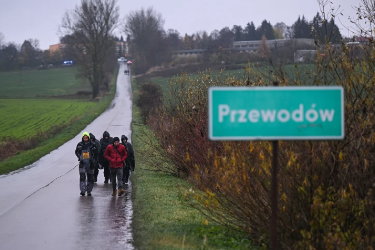 سقوط صاروخ في بولندا وتصريحات تبرئ روسيا