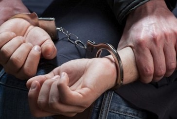 القبض على متهم مفتش عنه في قضايا سرقة وحيازة أسلحة دون رخصة