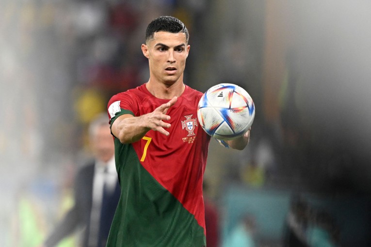 كريستيانو رونالدو يقترب من التوقيع لفريق النصر السعودي