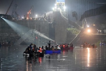 ارتفاع عدد قتلى انهيار جسر مشاة في الهند إلى 135