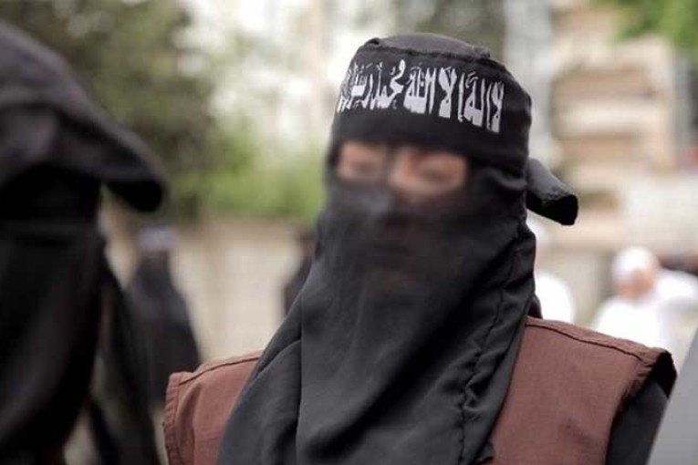 الكشف عن خلية تكفيرية نسائية