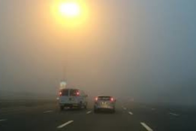 بلاغ..وزارة الداخلية  تحذر مستعملي الطريق من ضباب كثيف