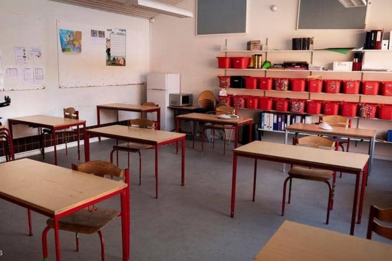 جرجيس.. غلق جميع المؤسسات التربوية