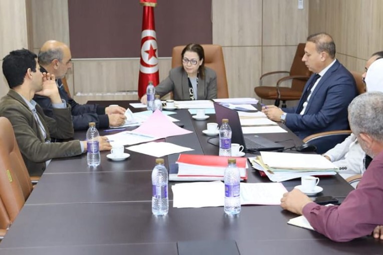 وزيرة التجارة : يجب تثمين مركب التبريد بسوق الخضر والغلال ببئر القصعة واستغلاله لاستيعاب فائض الإنتاج