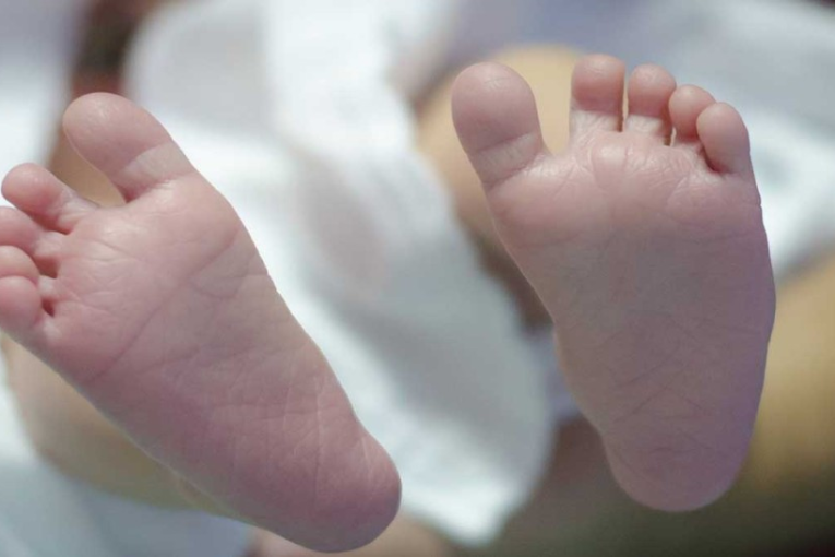 وزارة المرأة تتلقى 868 اشعارا لولادات خارج إطار الزواج سنة 2022