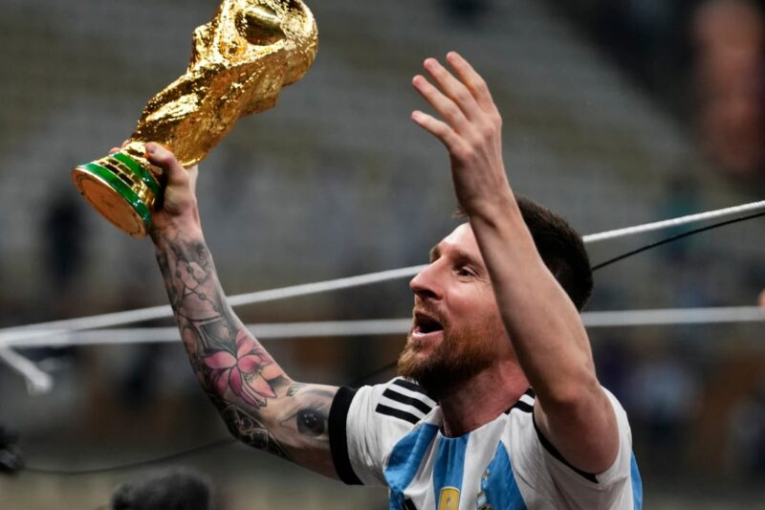 ميسي: مسيرتي أوشكت على النهاية وستنتهي بهذا اللقب!