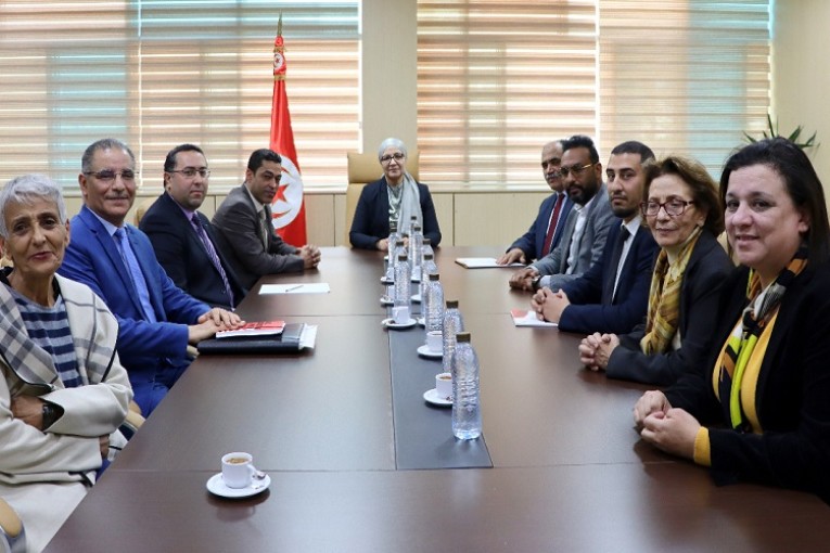 الوضع في السجون والاصلاحيات: محور لقاء وزيرة العدل برئيس هيئة الوقاية من التعذيب