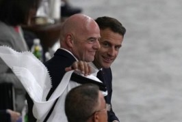 بالفيديو/ قبيل حفل التتويج في “مونديال قطر 2022″ يثير جدلا عبر “تويتر”